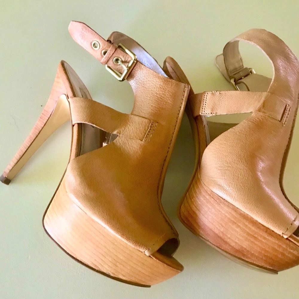 GUESS Ofira Platform Heels